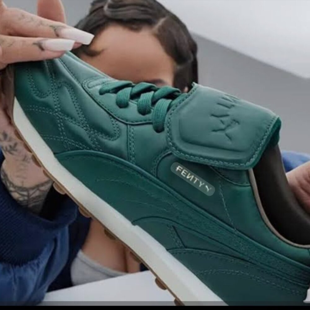 NWOT 2023 Puma Fenty x Wmns Avanti L 'Dark Myrtle' Leather sz 7 NWOT